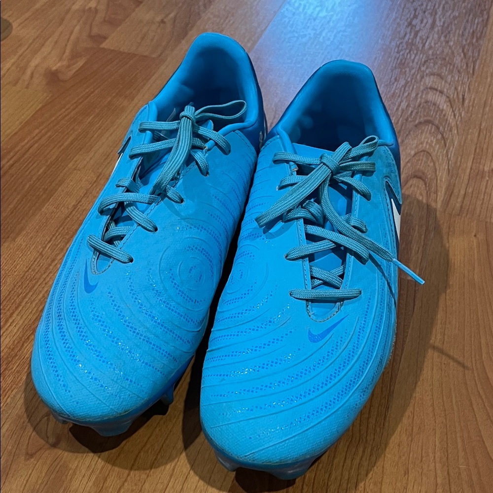 Nike phantom G2 cleats - blue